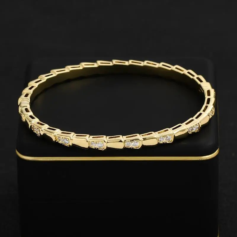 Exquisite Bracelet b