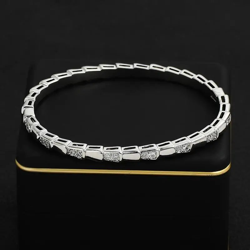 Exquisite Bracelet b